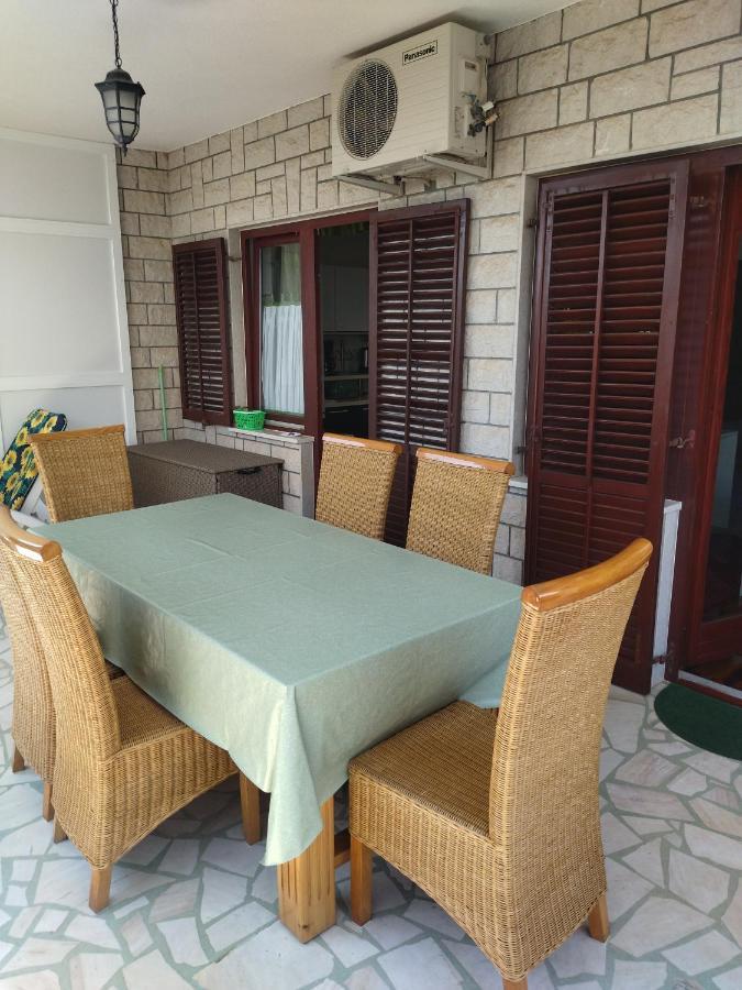 Zelena Oaza Apartment Новиград Экстерьер фото